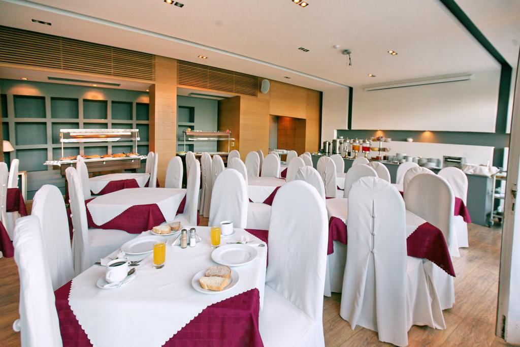 Sandy Bay Hotel 플로마리언 외부 사진