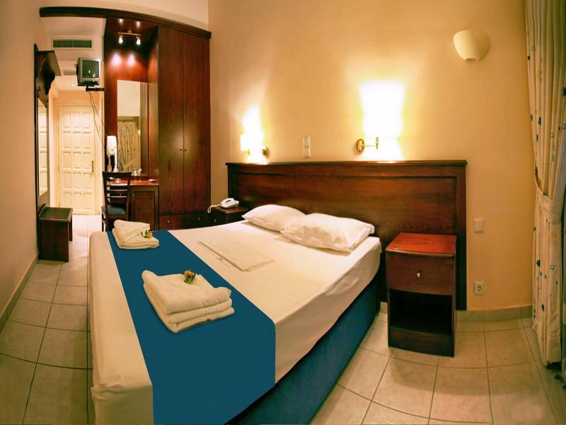 Sandy Bay Hotel 플로마리언 외부 사진