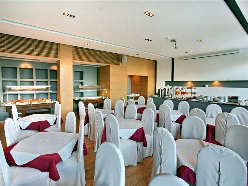 Sandy Bay Hotel 플로마리언 외부 사진